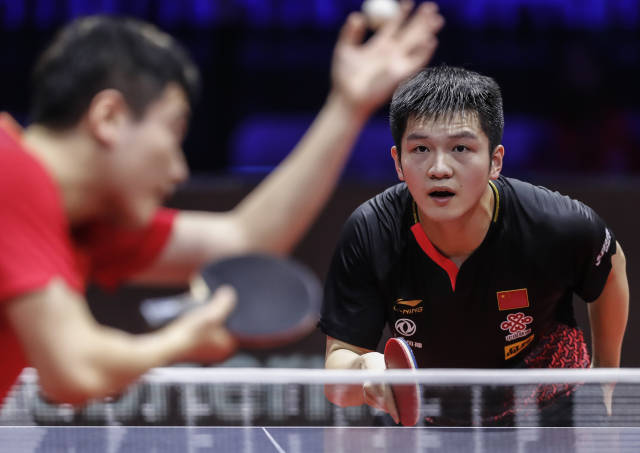 这种色彩上 这种色彩上