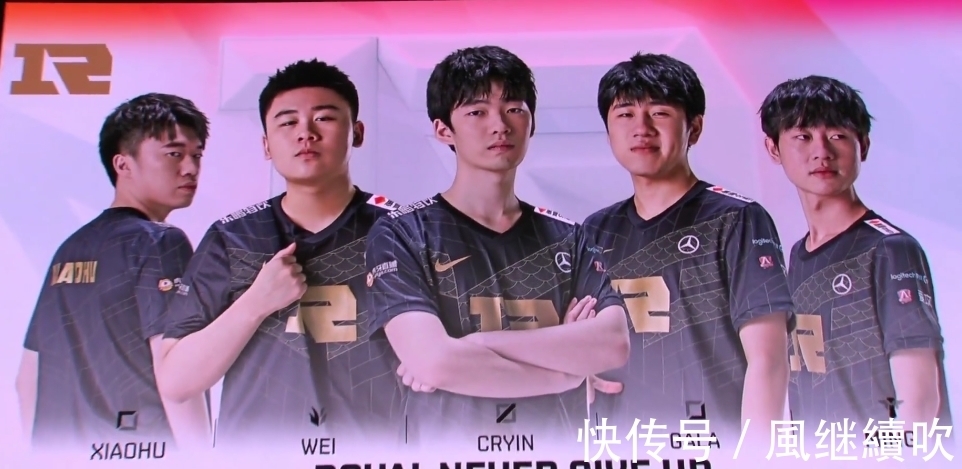 成为显性趋 成为显性趋