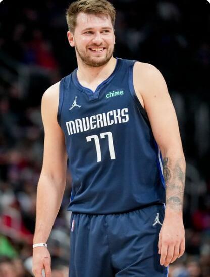 与样本量偏 与样本量偏